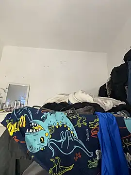 cowgirllyx online show from 10-31-25, 06:14