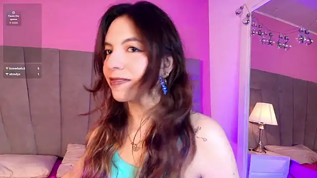 kittyblooms online show from 02-02-26, 01:10