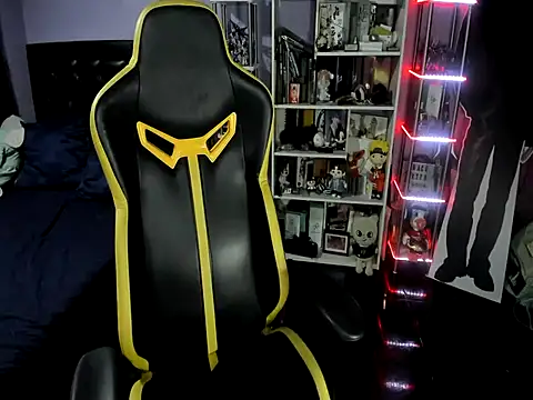 Yummy dark online show from 11-12-25, 08:19