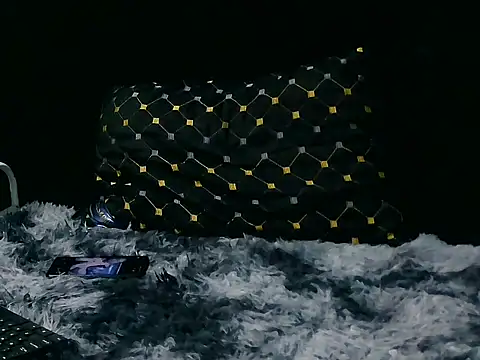 Hot-babyyboy30 online show from 02-05-26, 06:18