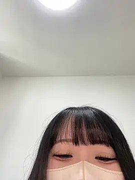 Snapshot of emiri_da_nyan chatting on 06-11-26, 06:11 emiri da nyan online show from 06-11-26, 06:11