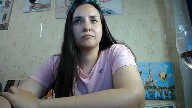 Snapshot of VoulezVous_Angel chatting on 06-06-26, 06:34 VoulezVous Angel online show from 06-06-26, 06:34