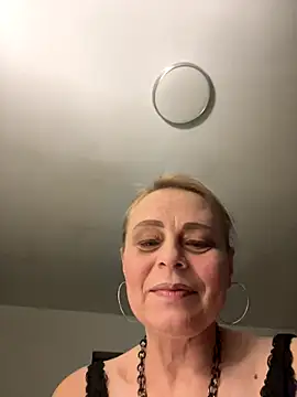 ToriLove777 online show from 11-30-25, 07:45