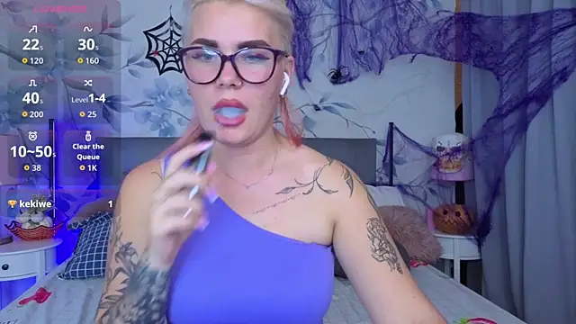 lada love online show from 11-02-25, 10:23