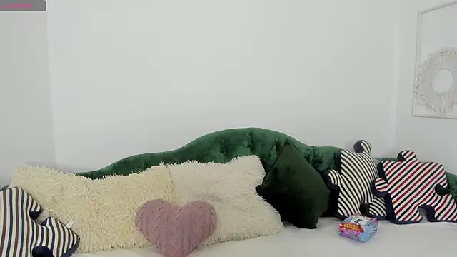 lada love online show from 12-04-25, 10:18