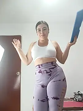 Candy69  online show from 11-12-25, 01:44