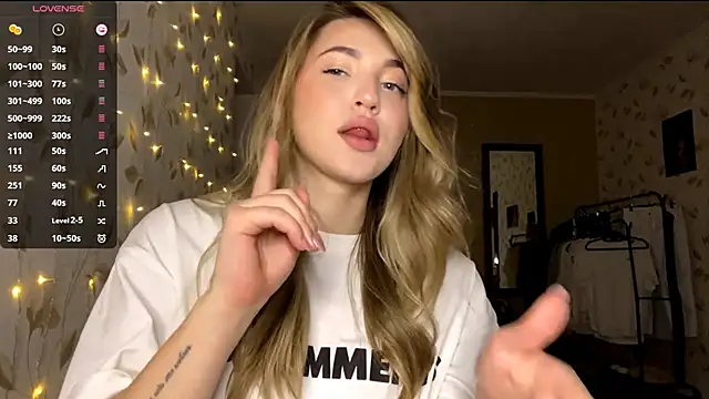 OrethaEredia online show from 12-19-25, 06:04