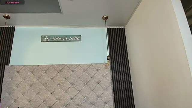 Snapshot of Liia_Leens chatting on 11-22-25, 03:49 Liia Leens online show from 11-22-25, 03:49