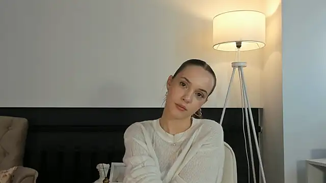 TovaDage online show from 10-31-25, 09:10