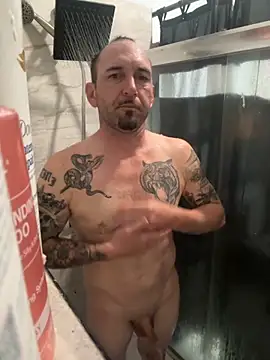 Snapshot of RobsBigD chatting on 11-19-25, 09:42 RobsBigD online show from 11-19-25, 09:42