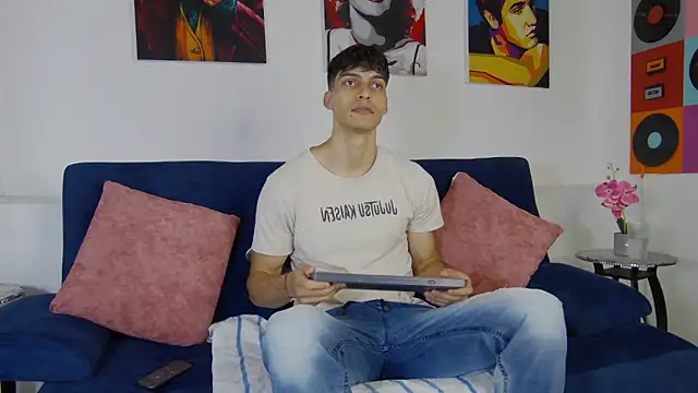 AlessioVitale online show from 11-20-25, 12:16