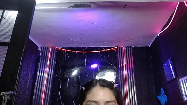 Snapshot of lehia_285 chatting on 05-04-26, 01:18 lehia 285 online show from 05-04-26, 01:18