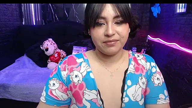 Snapshot of lehia_285 chatting on 05-11-26, 02:56 lehia 285 online show from 05-11-26, 02:56