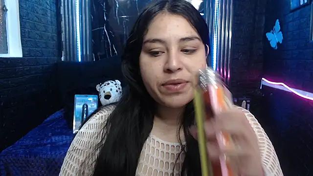Snapshot of lehia_285 chatting on 06-04-26, 01:17 lehia 285 online show from 06-04-26, 01:17