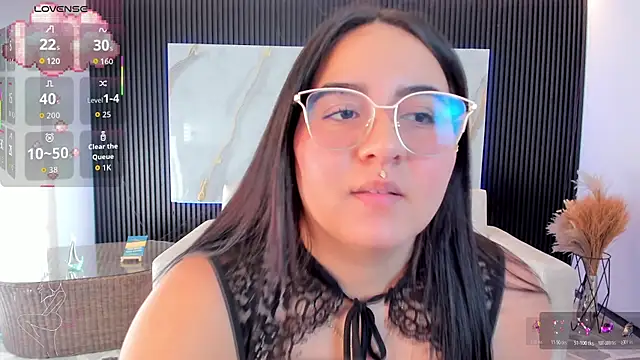 Ava-miller online show from 12-15-25, 01:37