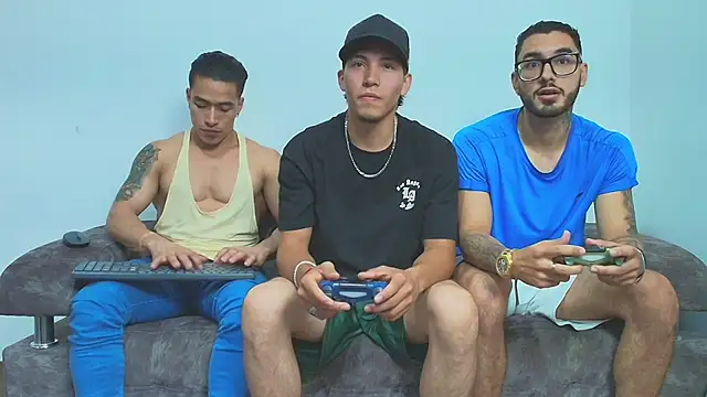 thebadboys05 online show from 11-16-25, 01:00