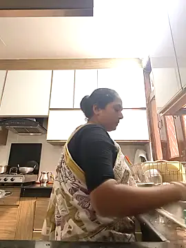 Hot-Sana2 online show from 11-04-25, 05:28