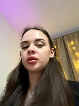 Snapshot of KristiRich chatting on 11-12-25, 06:25 KristiRich online show from 11-12-25, 06:25