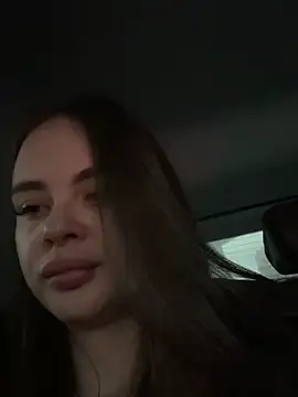 Snapshot of KristiRich chatting on 11-19-25, 07:30 KristiRich online show from 11-19-25, 07:30