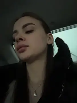 Snapshot of KristiRich chatting on 11-24-25, 07:52 KristiRich online show from 11-24-25, 07:52