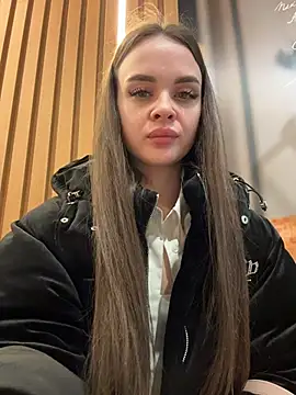 Snapshot of KristiRich chatting on 11-28-25, 08:39 KristiRich online show from 11-28-25, 08:39