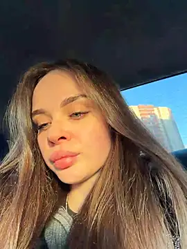 Snapshot of KristiRich chatting on 12-14-25, 09:03 KristiRich online show from 12-14-25, 09:03