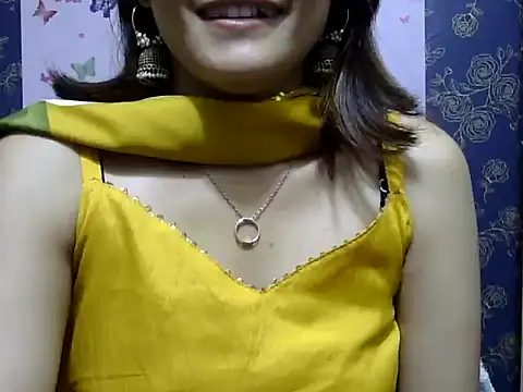 maira 33 online show from 02-21-26, 09:43