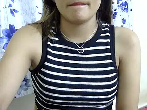maira 33 online show from 06-16-26, 03:58