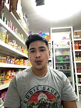 UncleLoverBoy1987 online show from 11-04-25, 03:33