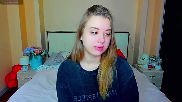 Snapshot of AlexissMmm chatting on 11-09-25, 05:17 AlexissMmm online show from 11-09-25, 05:17