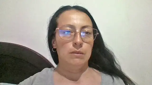 Lauryn Jones online show from 03-24-26, 03:44