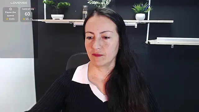 Lauryn Jones online show from 05-14-26, 05:31