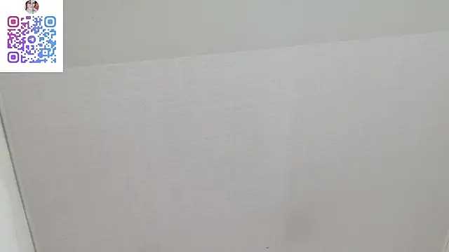 Snapshot of Victoria_Founta1n chatting on 11-13-25, 09:58 Victoria Founta1n online show from 11-13-25, 09:58