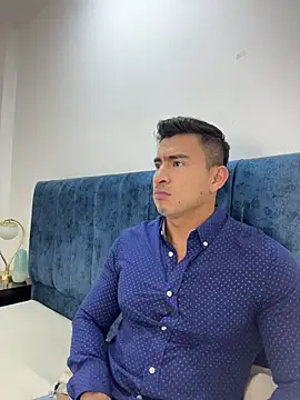 Chris Clarck online show from 11-05-25, 07:25