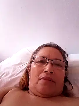 Snapshot of Cessi50 chatting on 05-24-26, 06:57 Cessi50 online show from 05-24-26, 06:57