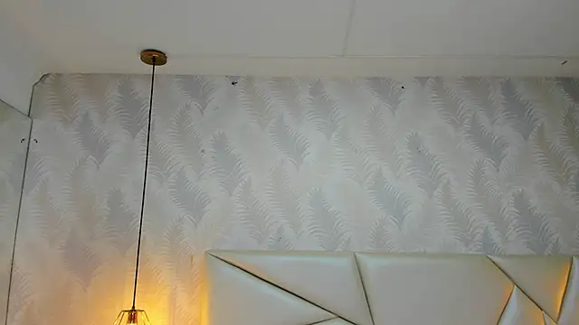 laurettedela rouse online show from 11-25-25, 11:32