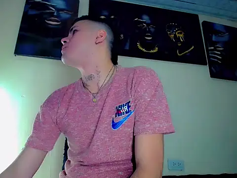 Snapshot of Sebastian_Loaiza chatting on 11-11-25, 12:49 Sebastian Loaiza online show from 11-11-25, 12:49