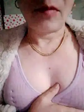 small-house123 online show from 02-11-26, 01:54