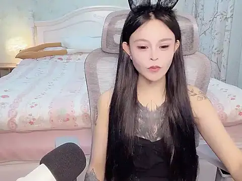 Snapshot of Titoo-170 chatting on 12-04-25, 12:25 Titoo-170 online show from 12-04-25, 12:25