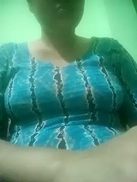 Tina 250 online show from 04-18-26, 03:49