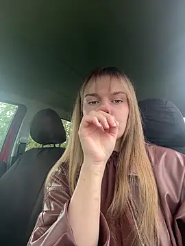 LisaFreierxx online show from 05-05-26, 02:14