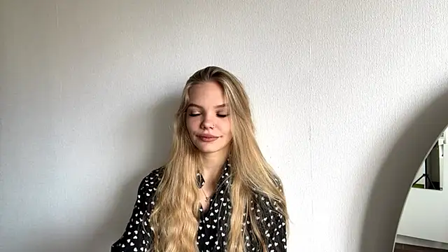 Snapshot of SweetAmelia69 chatting on 11-04-25, 06:12 SweetAmelia69 online show from 11-04-25, 06:12