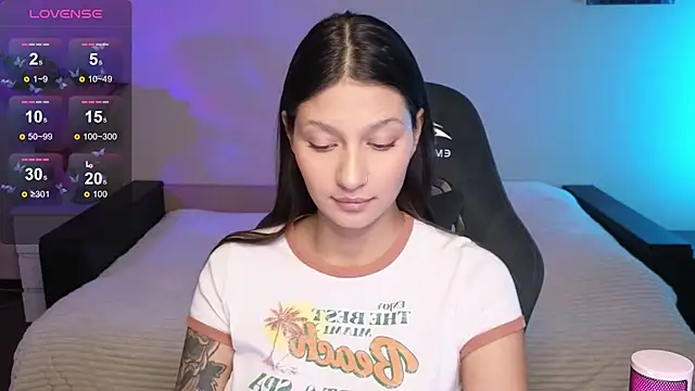 Nikol Goldysss online show from 11-13-25, 08:13