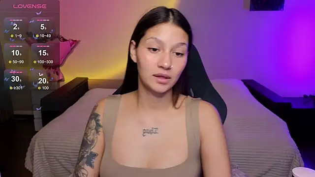 Nikol Goldysss online show from 11-18-25, 01:44