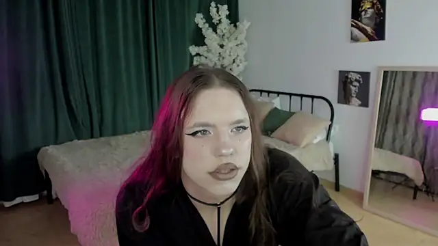 Snapshot of MadisonMongomeri chatting on 12-04-25, 02:21 MadisonMongomeri online show from 12-04-25, 02:21