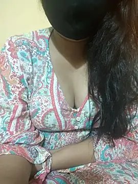 mouni499 online show from 04-26-26, 07:39