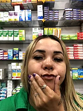 Snapshot of imoly_ chatting on 11-04-25, 12:26 imoly online show from 11-04-25, 12:26