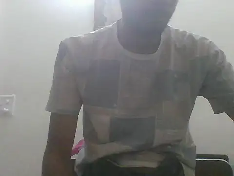 Snapshot of Bull_Dick_69 chatting on 11-07-25, 12:16 Bull Dick 69 online show from 11-07-25, 12:16