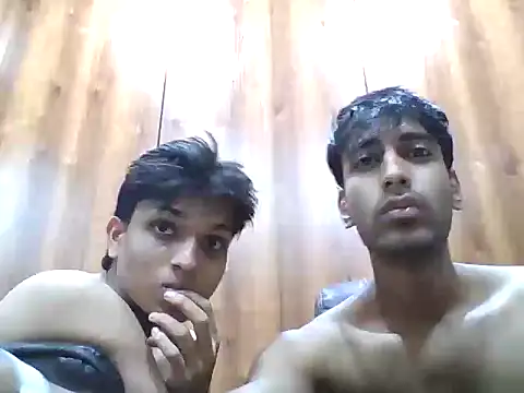 Snapshot of zobuuuu chatting on 11-01-25, 05:59 zobuuuu online show from 11-01-25, 05:59