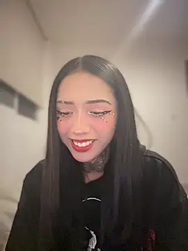 Snapshot of JIORYOvO chatting on 01-19-26, 04:38 JIORYOvO online show from 01-19-26, 04:38